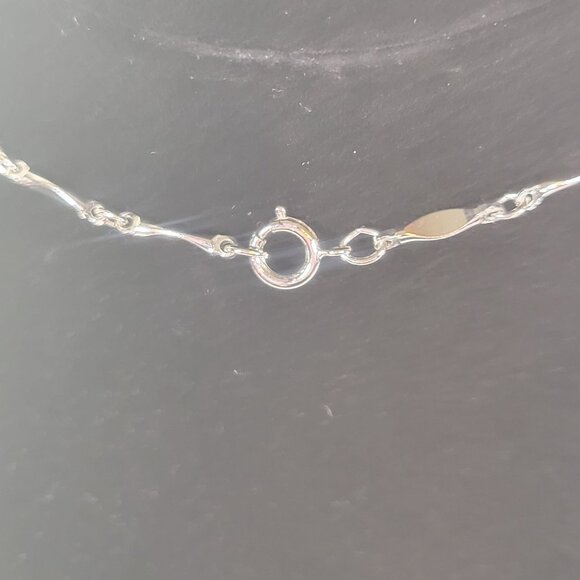 Vintage Sarah Coventry Limited Edition Church Pendant Silver Necklace - Picture 5 of 5